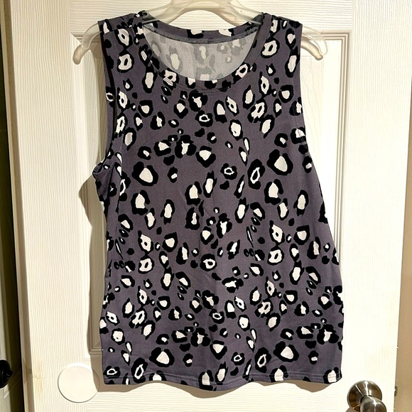 Tops | 35 Blackgray Animal Print Ribbed Tank Large | Poshmark